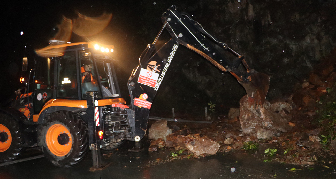 Rize’de Şiddetli Yağışlar Heyelana Yol Açtı